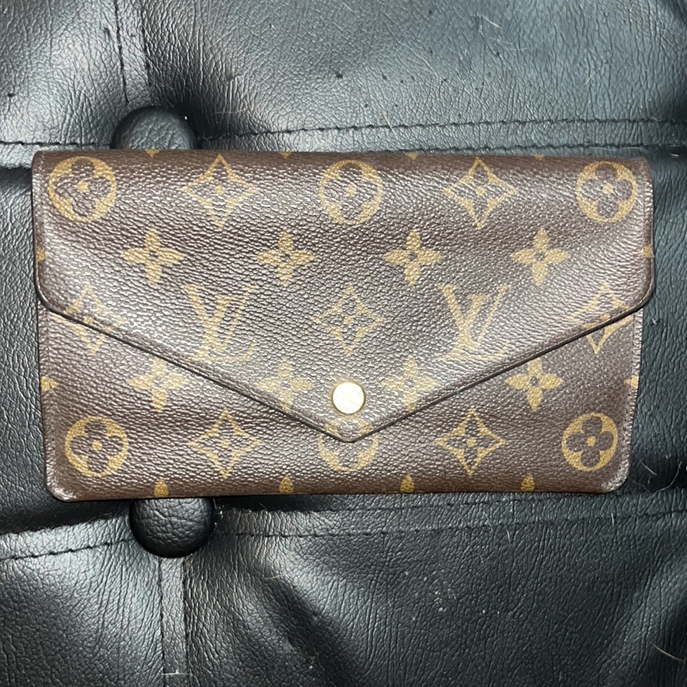 Louis Vuitton Wallet